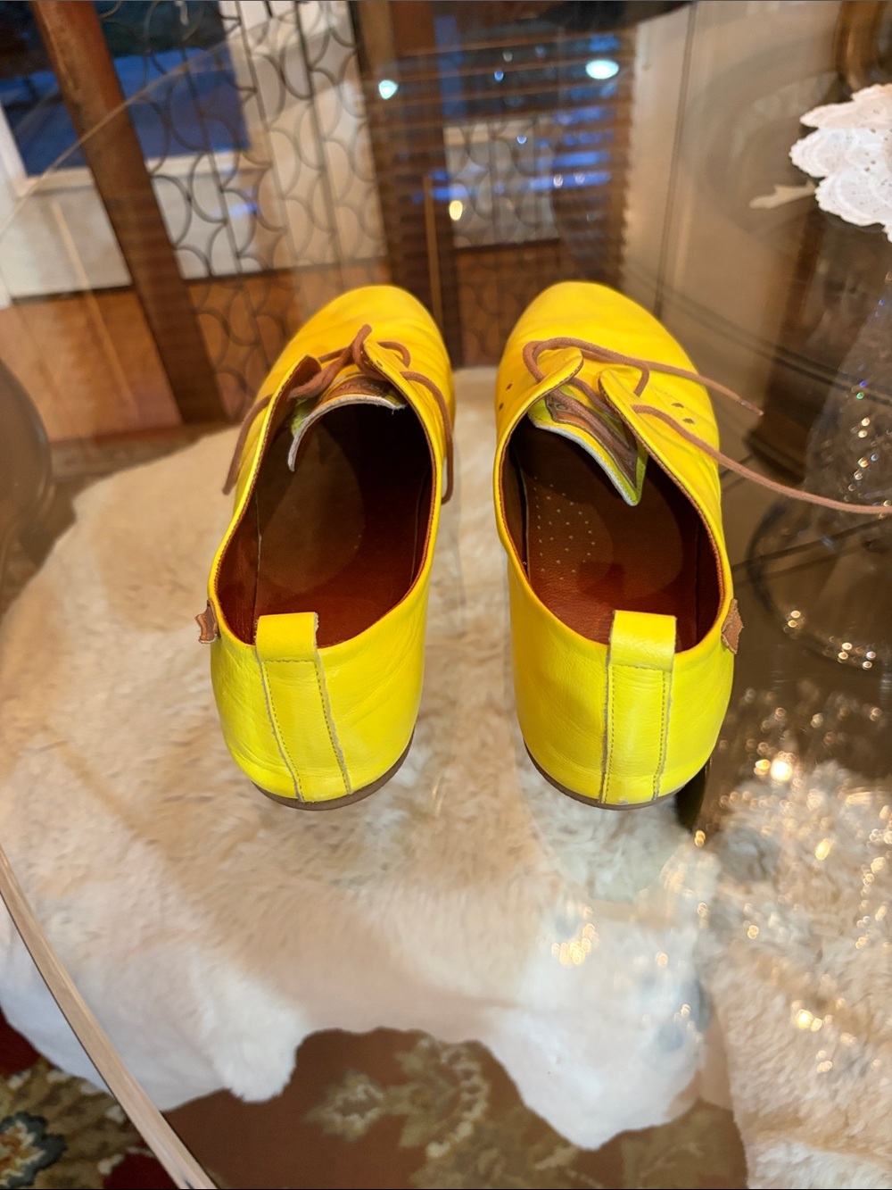 Donna Ricco Bright Yellow Leather Lace-Up Flats